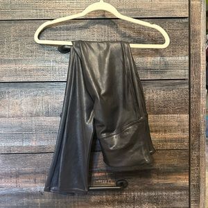 Spanx Faux Leather leggings size L